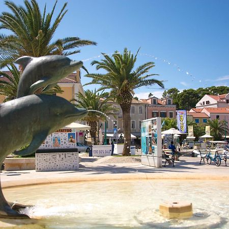 Buga Apartment In Center Of Mali Losinj Bagian luar foto