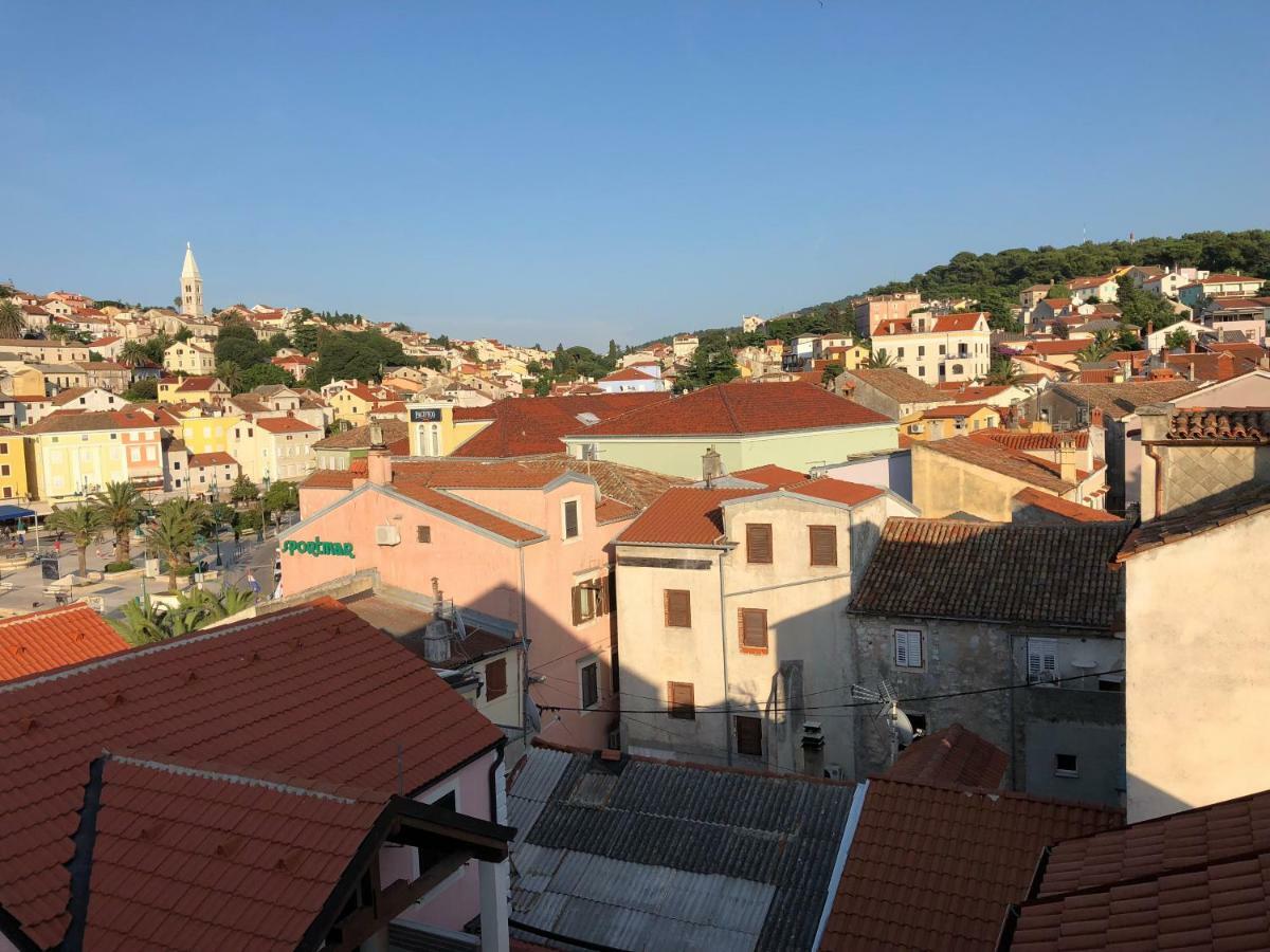 Buga Apartment In Center Of Mali Losinj Bagian luar foto