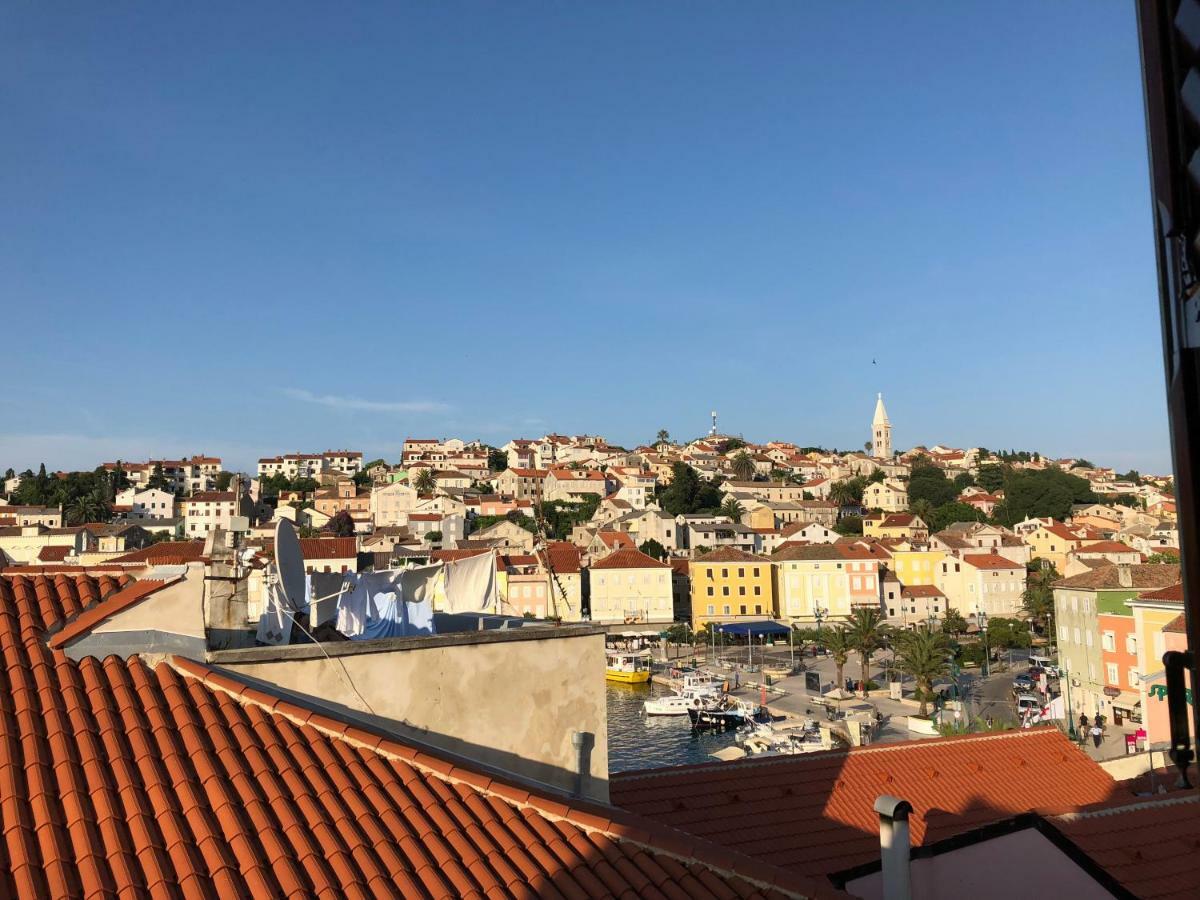 Buga Apartment In Center Of Mali Losinj Bagian luar foto