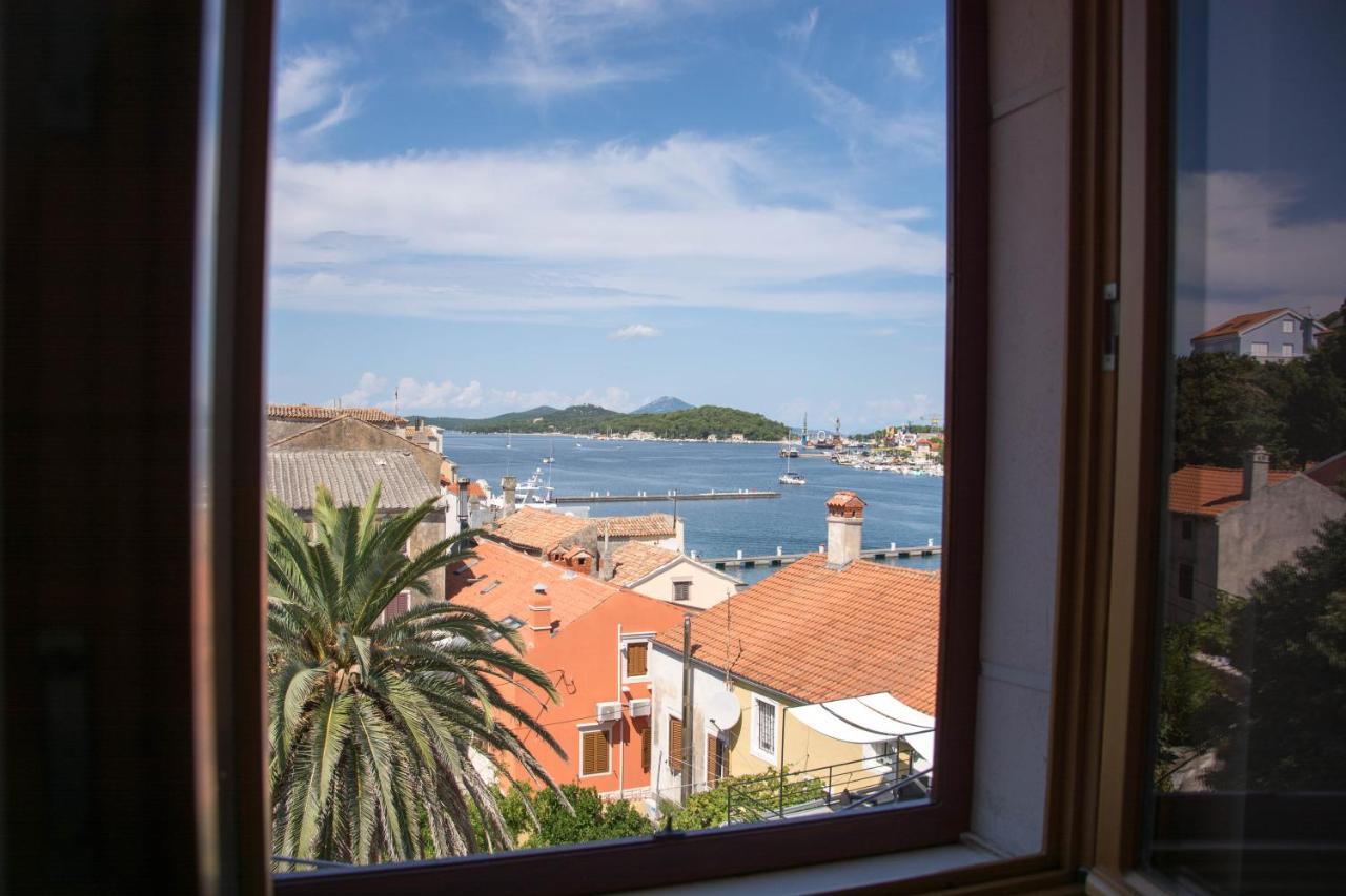 Buga Apartment In Center Of Mali Losinj Bagian luar foto